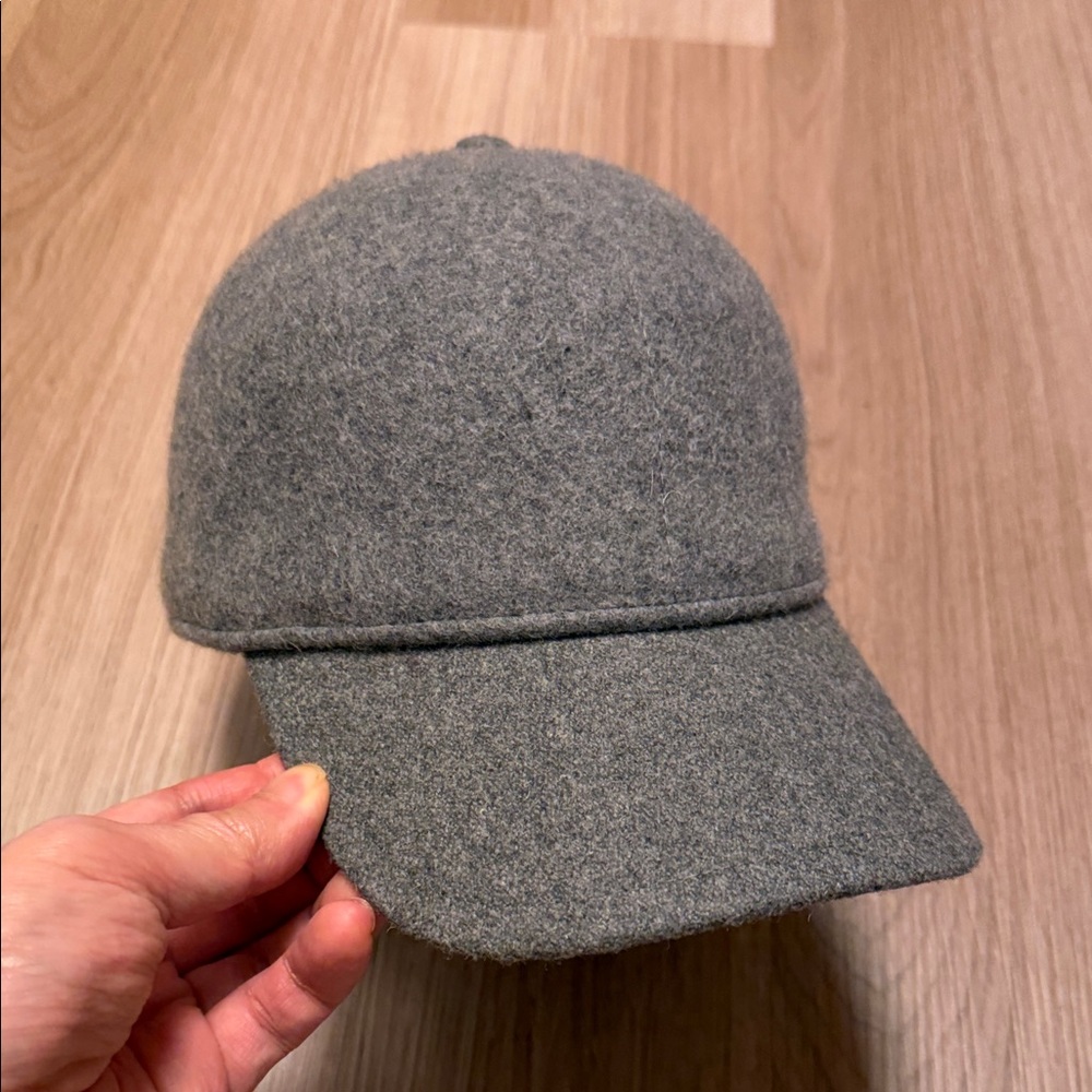 New Banana Republic Wool Crown Cap Unisex